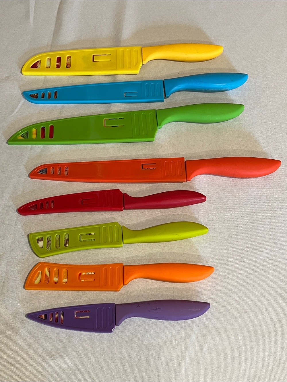 Tomodachi Colorful Knife Set